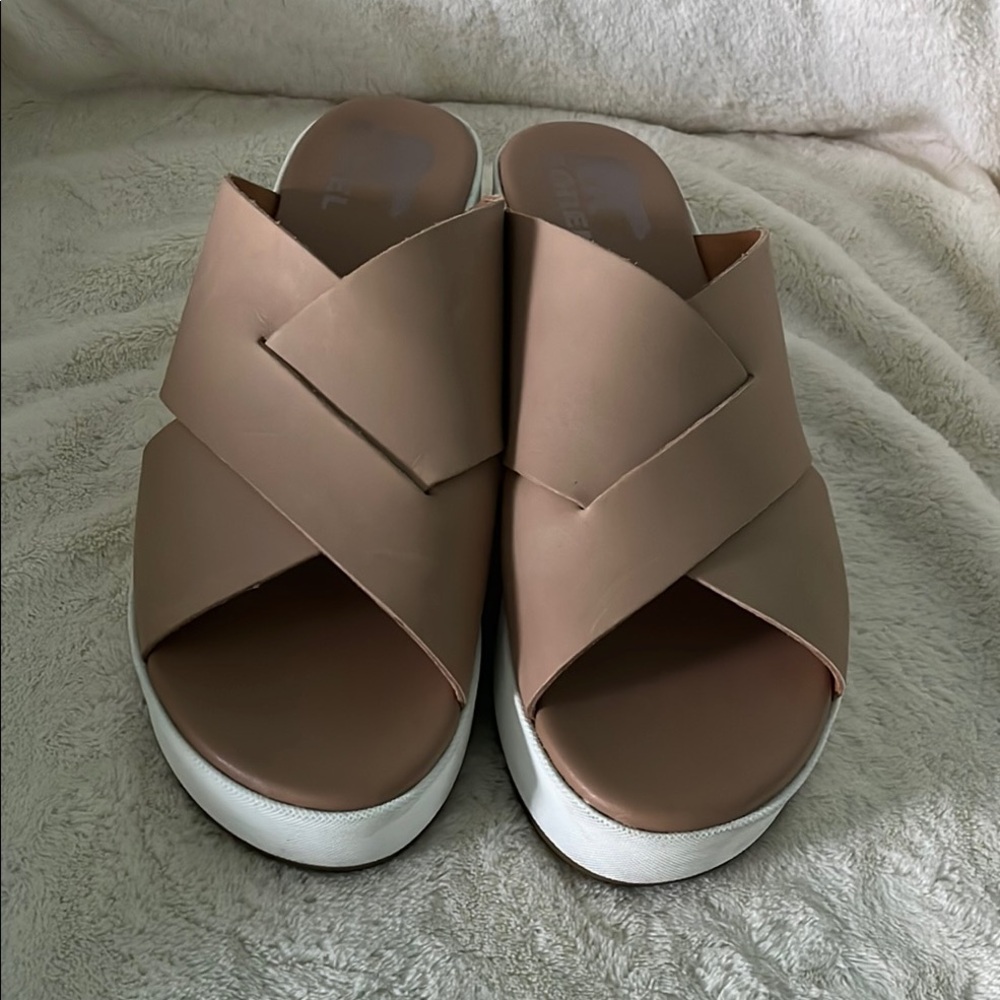 Sorel Women's Brown and White Mules